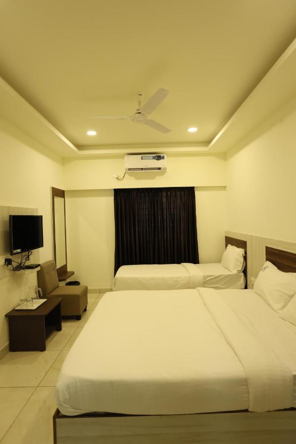 Hotel Sigma Suites Bangalore Exterior foto